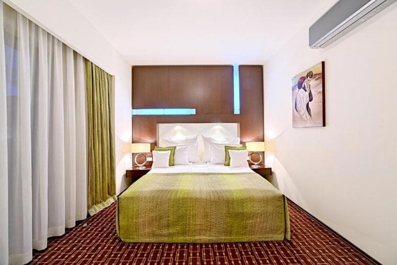 Hotel Cubix 5