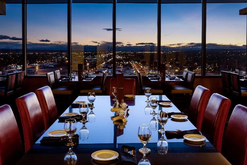 DoubleTree by Hilton Billings 4