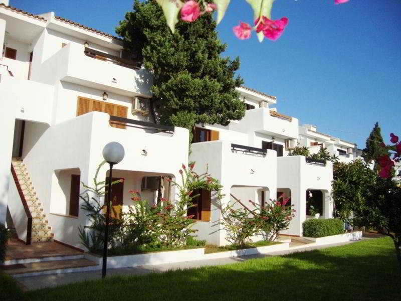Cristina Apartamentos main