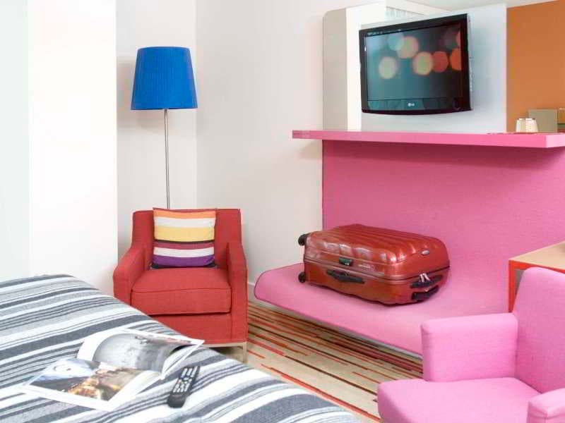 Radisson Blu Cardiff 5