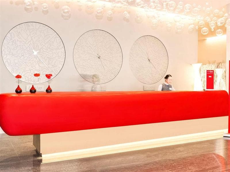 Ibis Mall Of The Emirates 5