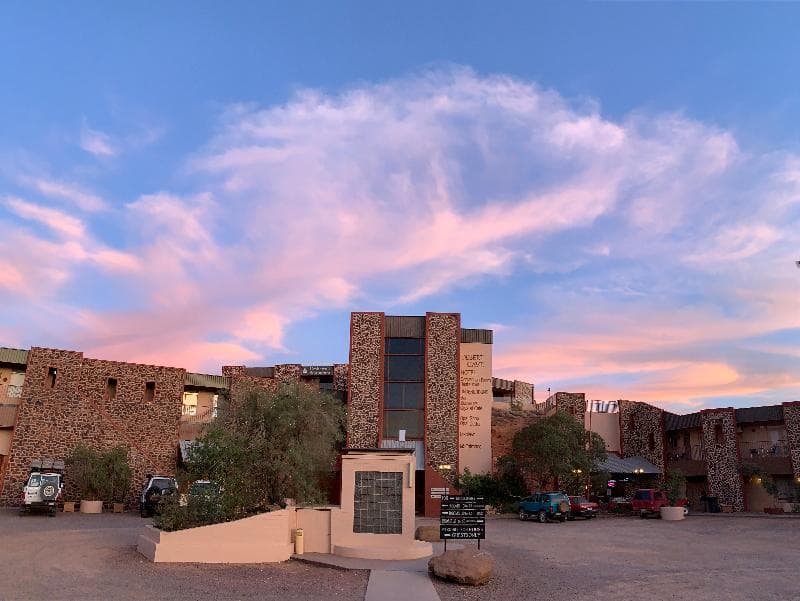 Desert Cave Hotel 5