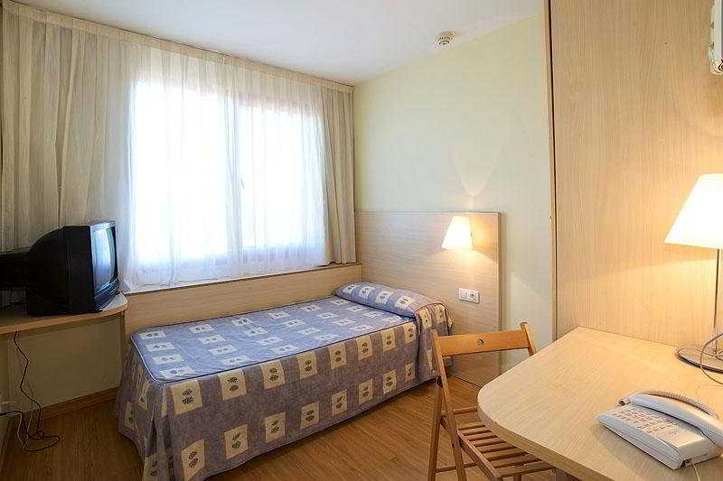 Hotel Basic 2
