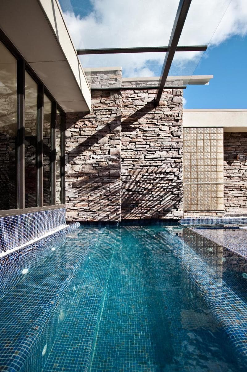 Cordis, Auckland 2