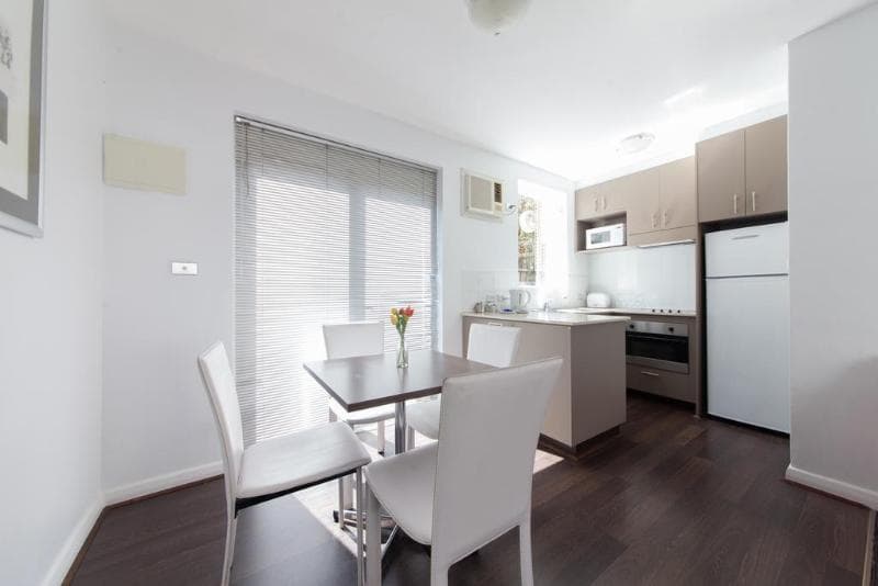 Easystay Raglan Street photo 1
