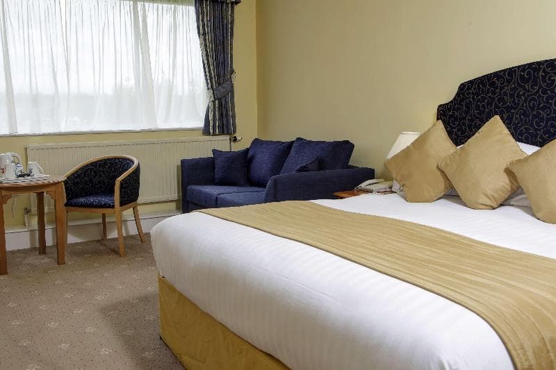 Tiverton Hotel Lounge & Venue 2