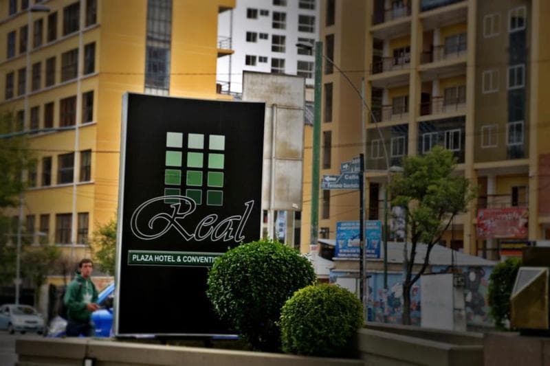 Real Plaza Hotel & Convention Center 4