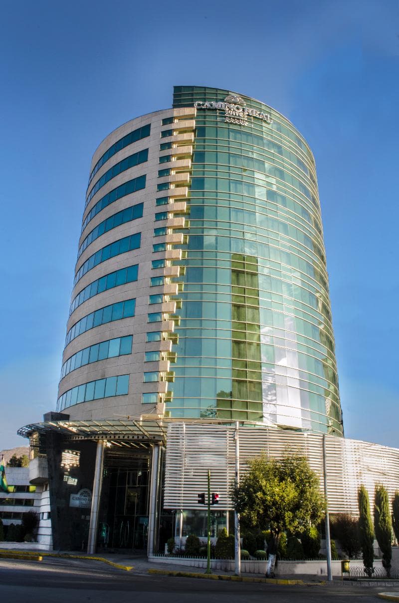 Suites Camino Real 2