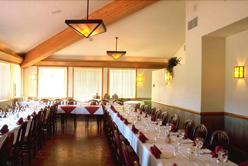 Mount Shasta Resort main