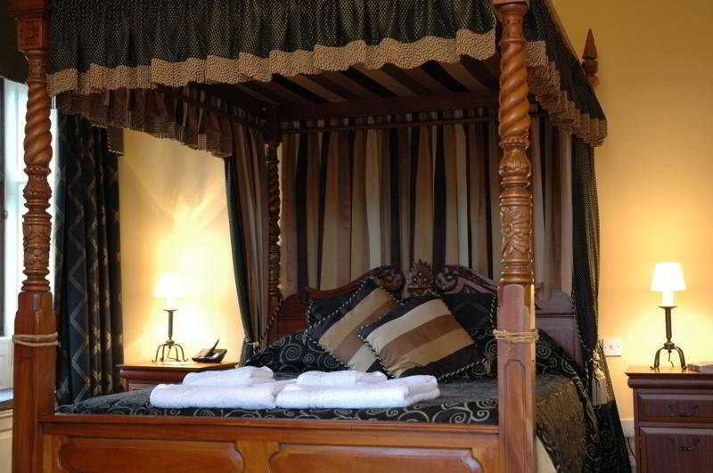 Rothley Court 3