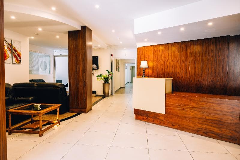 Primera Hotel 2
