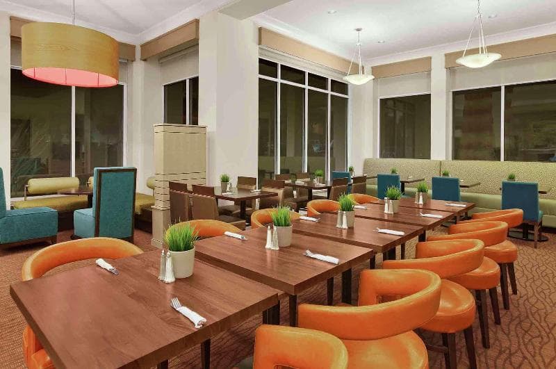 Hilton Garden Inn San Francisco Airport North 2
