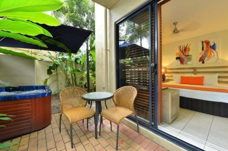 Meridian Port Douglas - Adults only 4