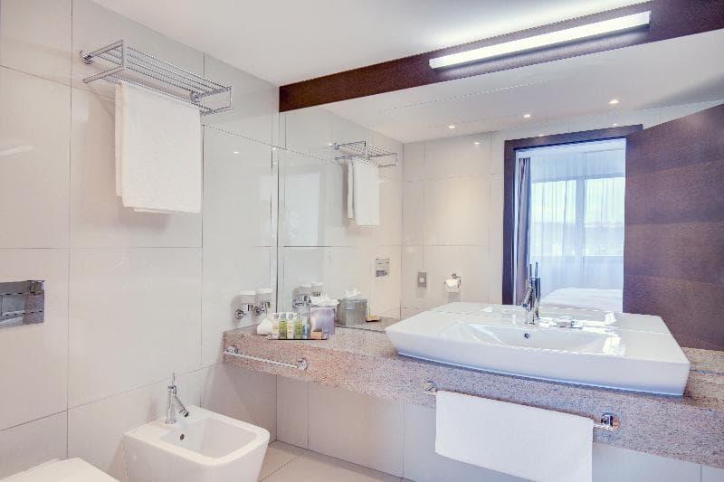 Doubletree By Hilton Kosice 5
