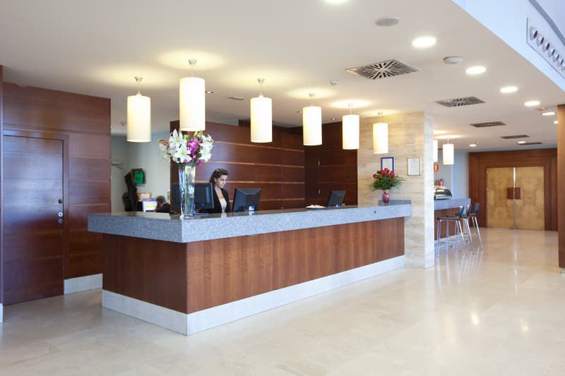 Hotel Avant Aeropuerto 5