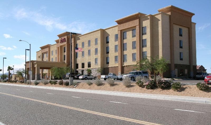 Hampton Inn & Suites Barstow photo 1