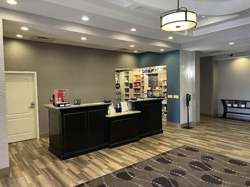 Hampton Inn & Suites Barstow 4