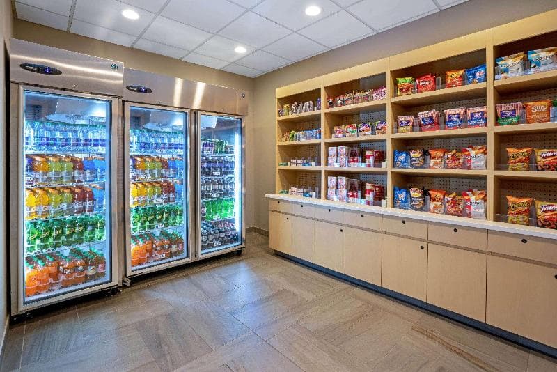 La Quinta Inn & Suites by Wyndham Seattle Federal Way 4