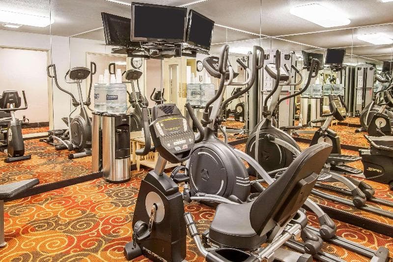 Quality Inn & Suites photo 1