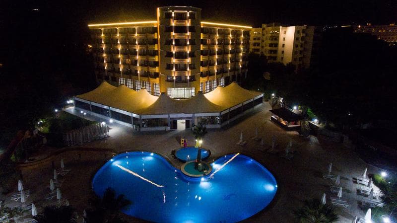 The Holiday Resort Hotel photo 1