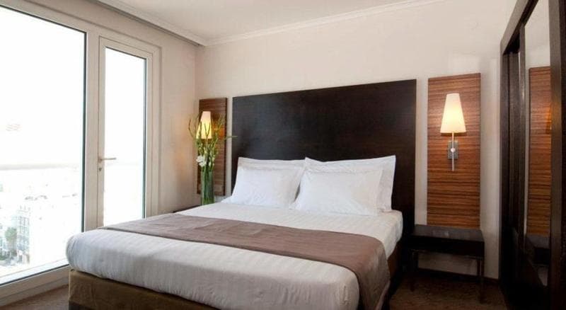 Crowne Plaza Tel Aviv Beach 4