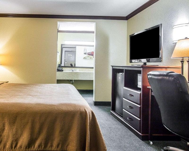Quality Inn San Diego I-5 Naval Base 2