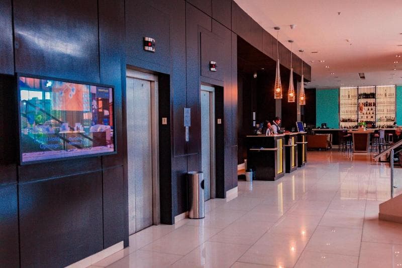Courtyard by Marriott at Multiplaza Mall 5