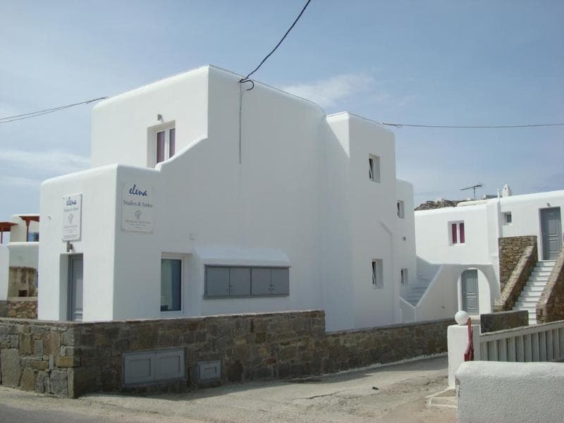 Elena Suites 4