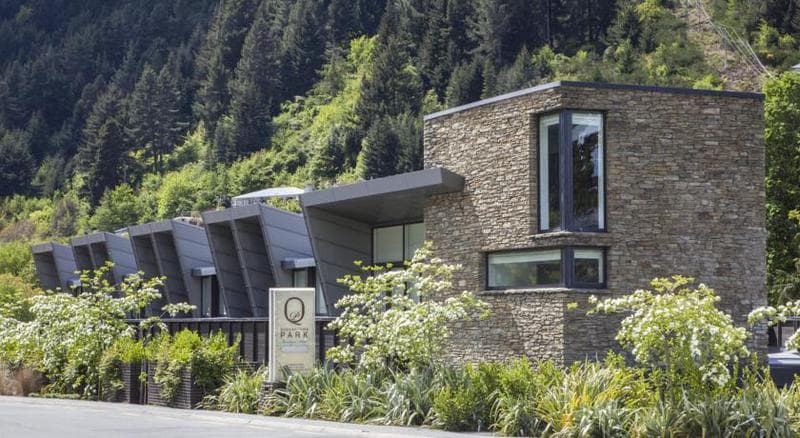 Queenstown Park Boutique photo 1