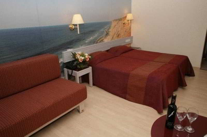Shefayim Kibbutz Hotel 5