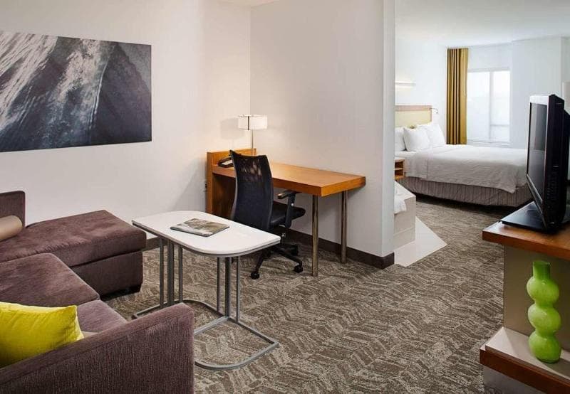 SpringHill Suites Savannah Downtown/Historic District 2