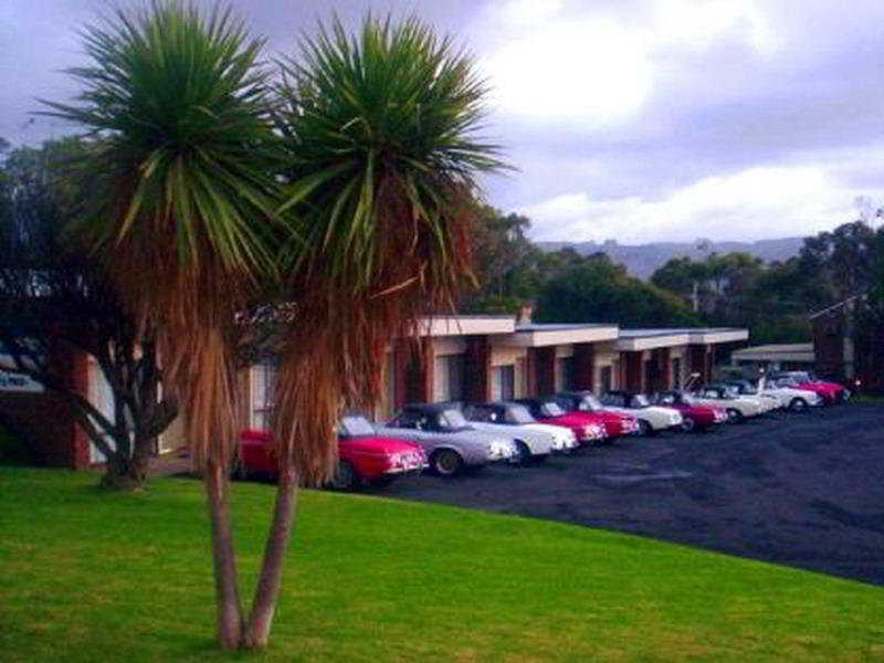 Marengo Motel 2
