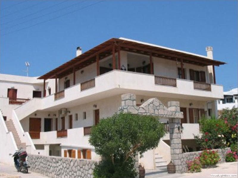 Christos Makrinos Rooms main