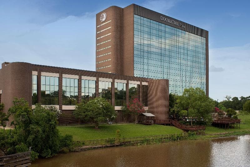 DoubleTree by Hilton Hotel Lafayette 2