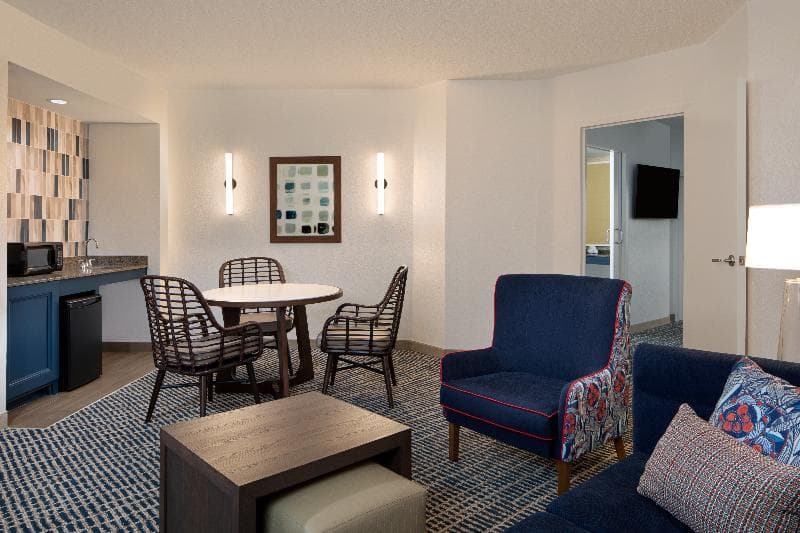 DoubleTree Suites by Hilton Orlando - Disney Springs Area 3