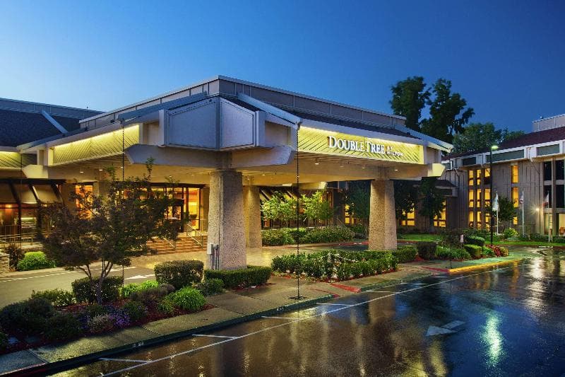 DoubleTree by Hilton Hotel Sacramento photo 1