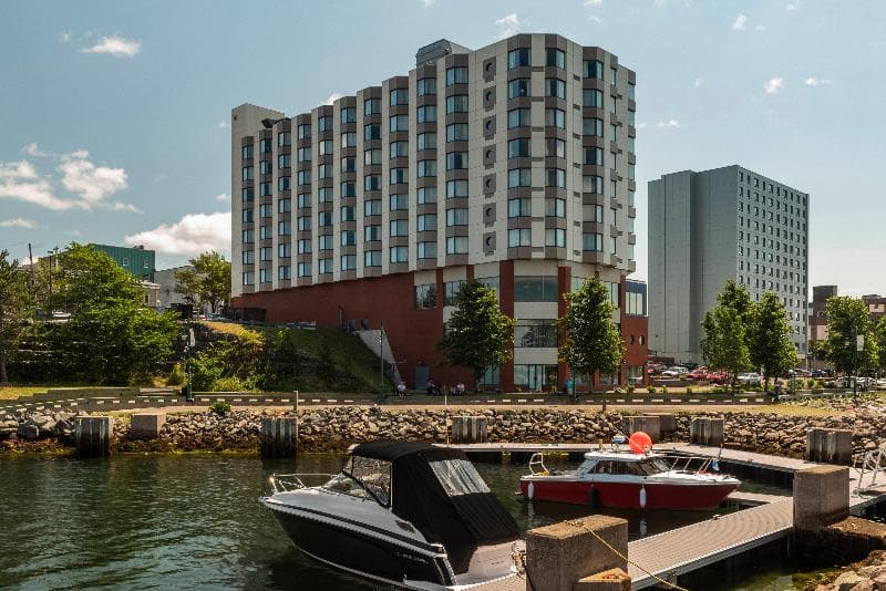 Holiday Inn Sydney - Waterfront 5