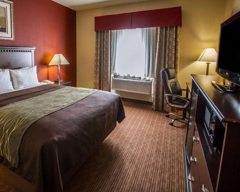 Comfort Inn West main
