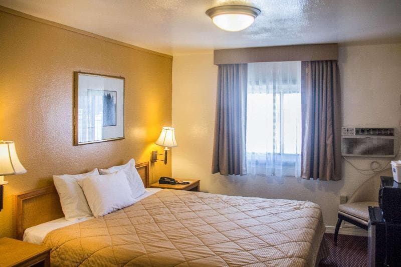 Rodeway Inn Downtown photo 1