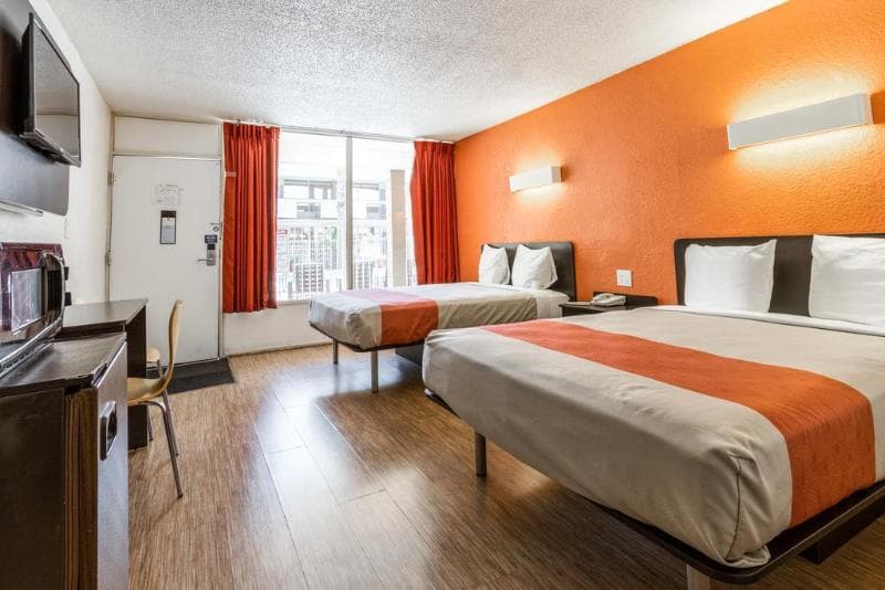 Motel 6 Glendale AZ 3