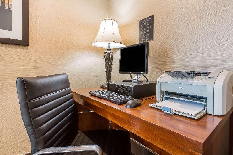 Comfort Inn Santa Monica - West Los Angeles photo 1
