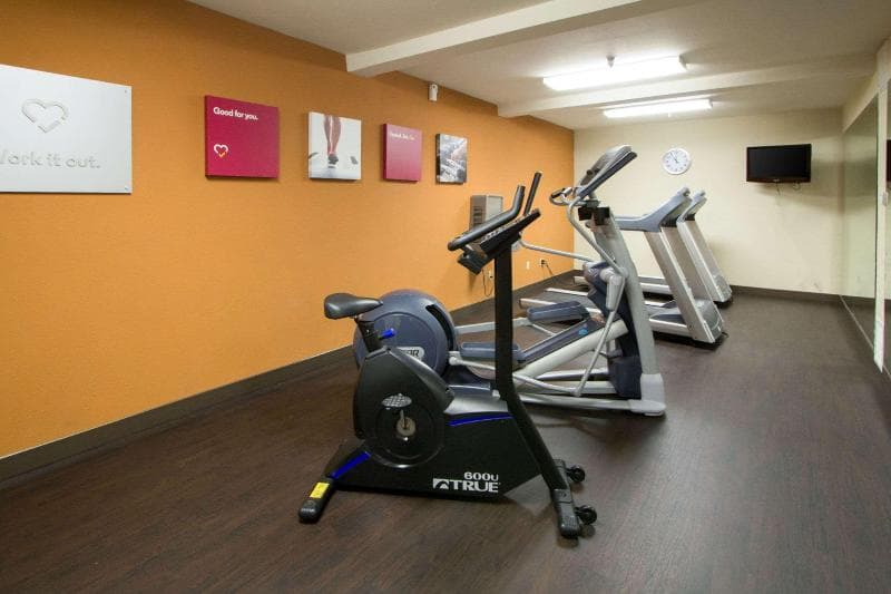 Comfort Suites Visalia Convention Center photo 1