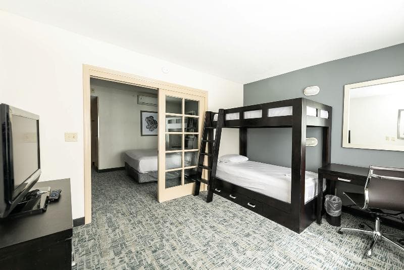 Best Western San Diego Zoo/SeaWorld Inn & Suites 3
