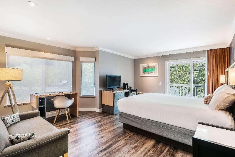 UpValley Inn & Hot Springs 2