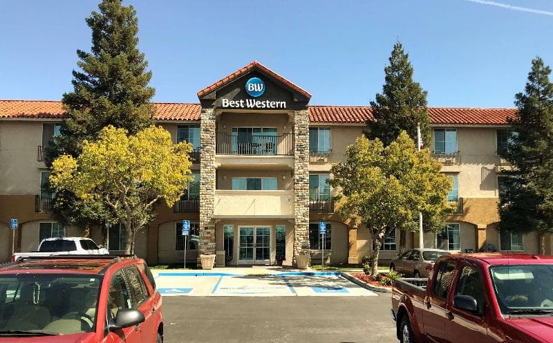 Best Western Visalia Hotel 2