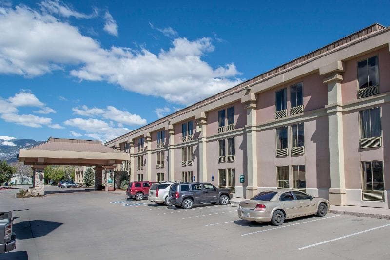 Quality Inn South Downtown 2