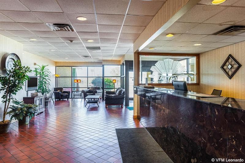 Studio 6 Lincoln NE Airport 4