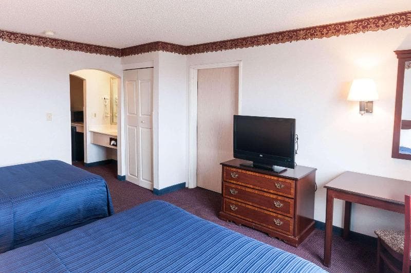 Quality Suites Albuquerque 5