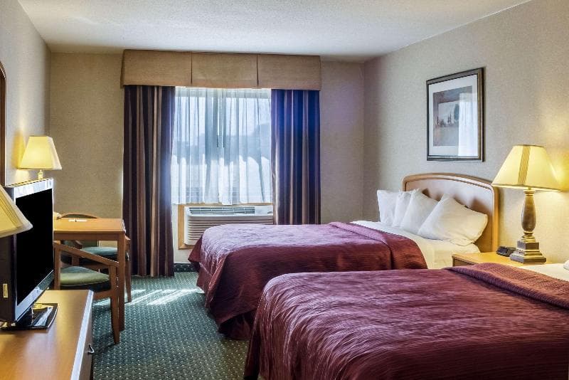 Quality Inn & Suites South photo 1