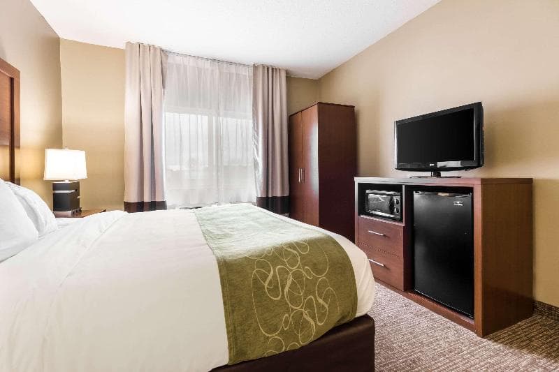 Comfort Suites Sioux Falls 3